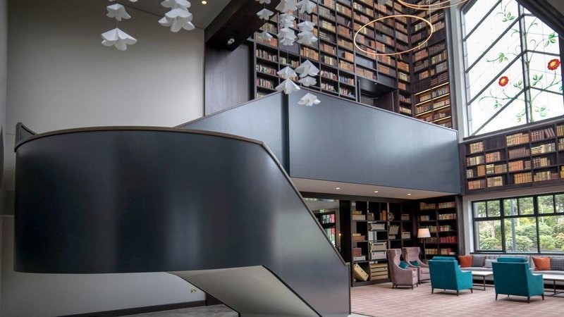 Dunloe-cantilever-stair